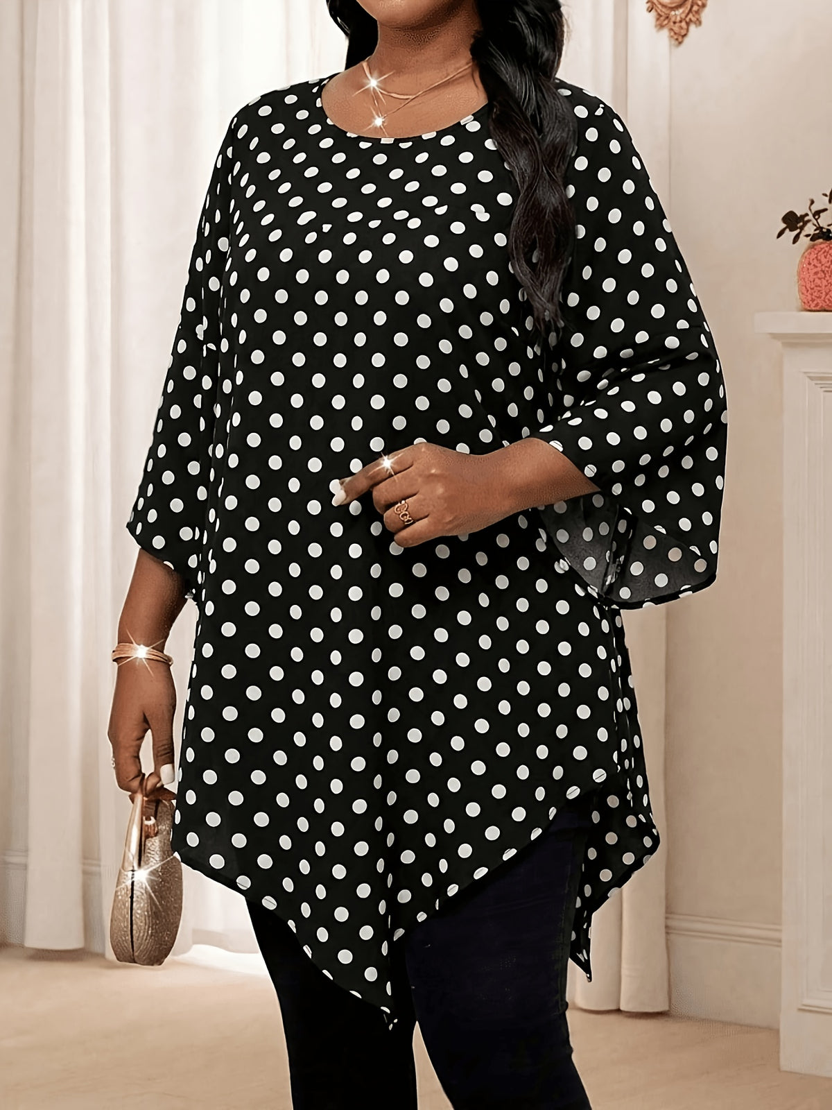 Plus Size Printed Asymmetric Hem Blouse – image 1