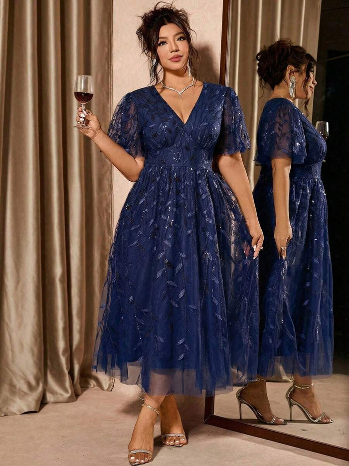 Plus Size V-Neck Mesh Midi Dress with Ruffle Hem – detail 4