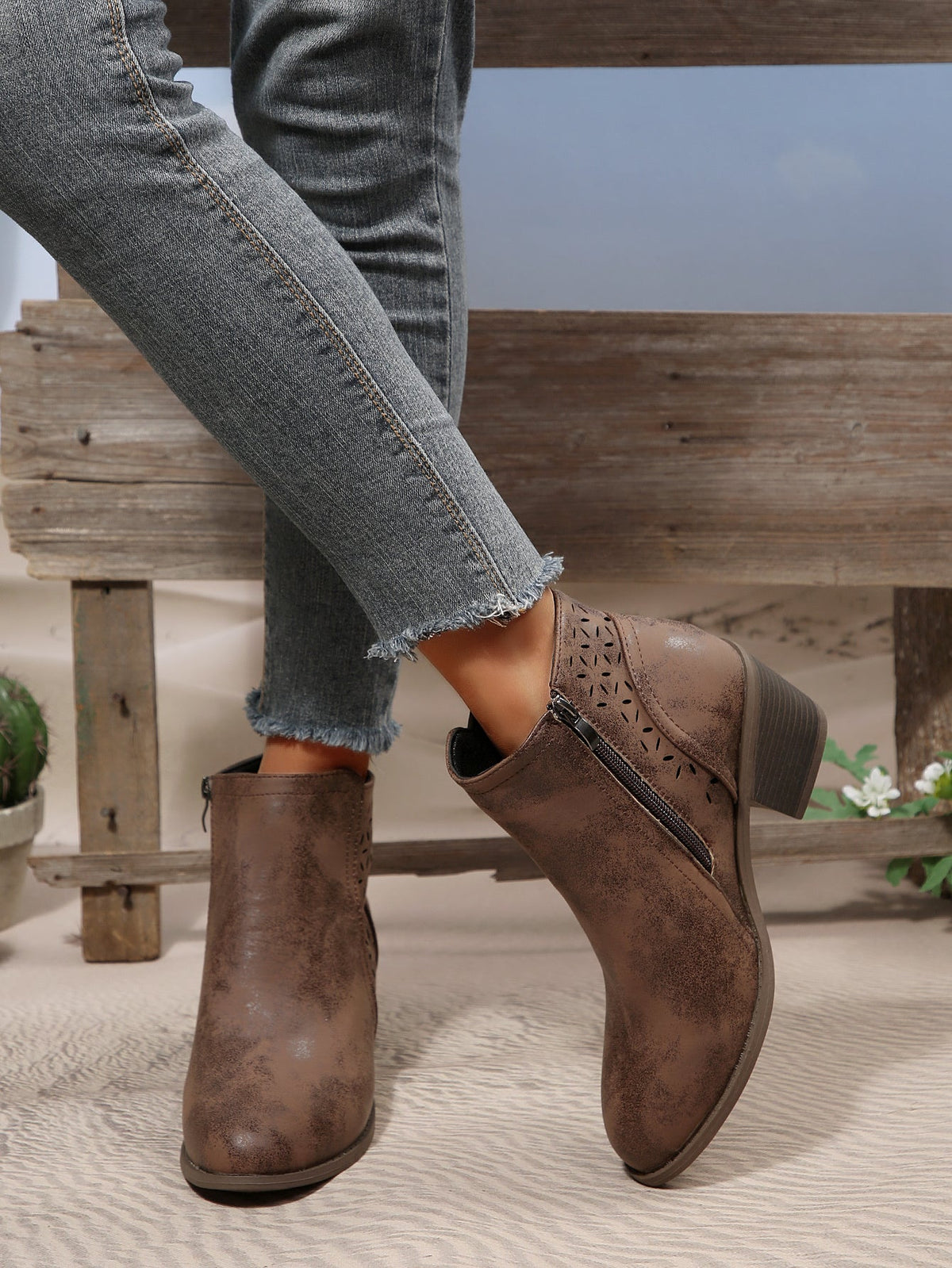 Women's Wide Fit Laser-Cut Block Heel Boots – image 18