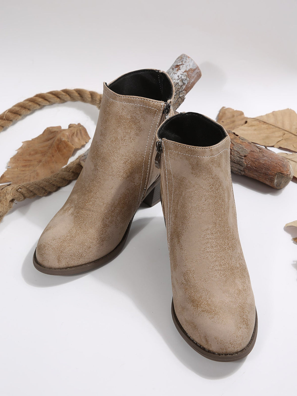 Women's Wide Fit Laser-Cut Block Heel Boots – image 7