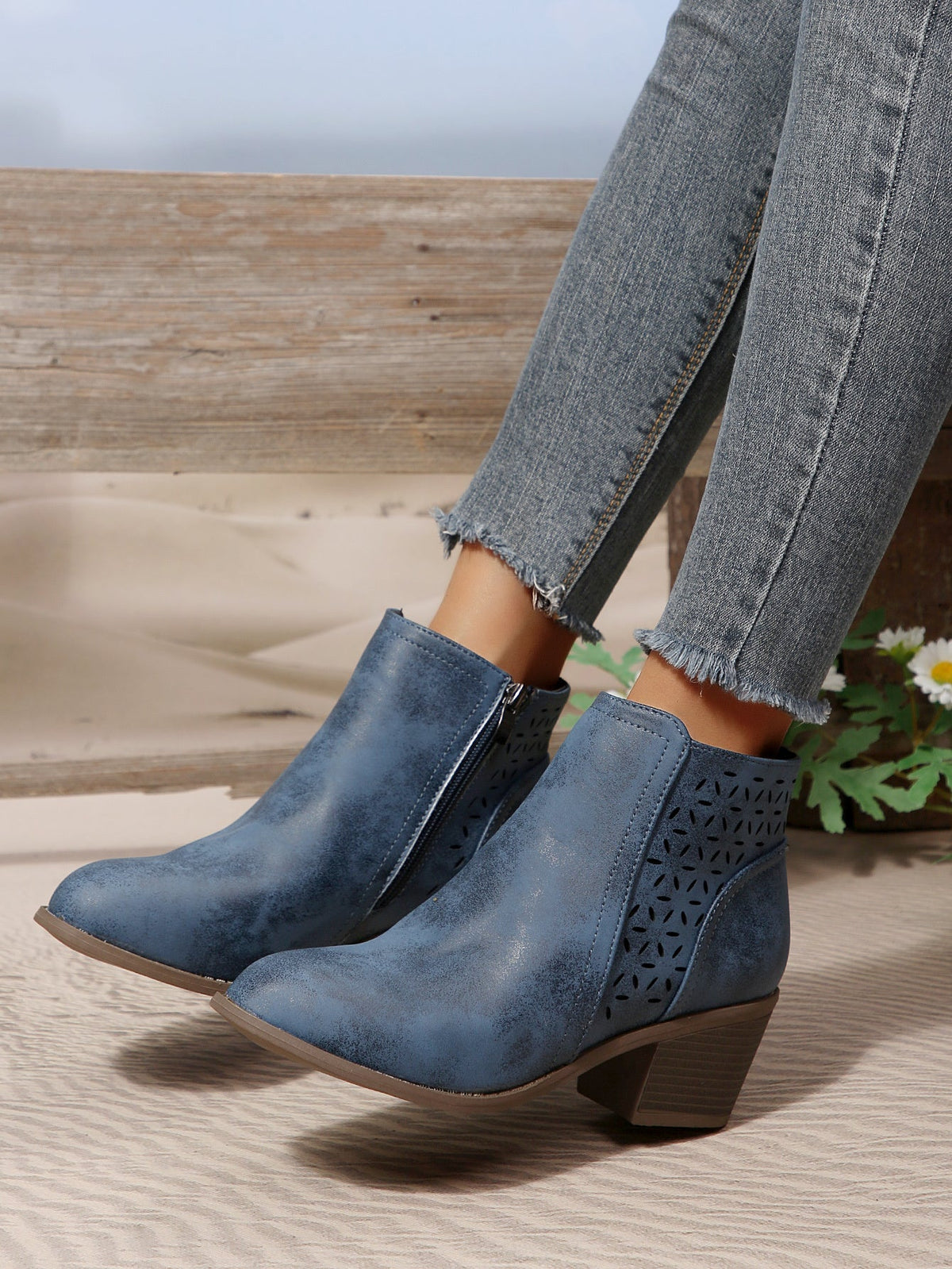Women's Wide Fit Laser-Cut Block Heel Boots – image 25