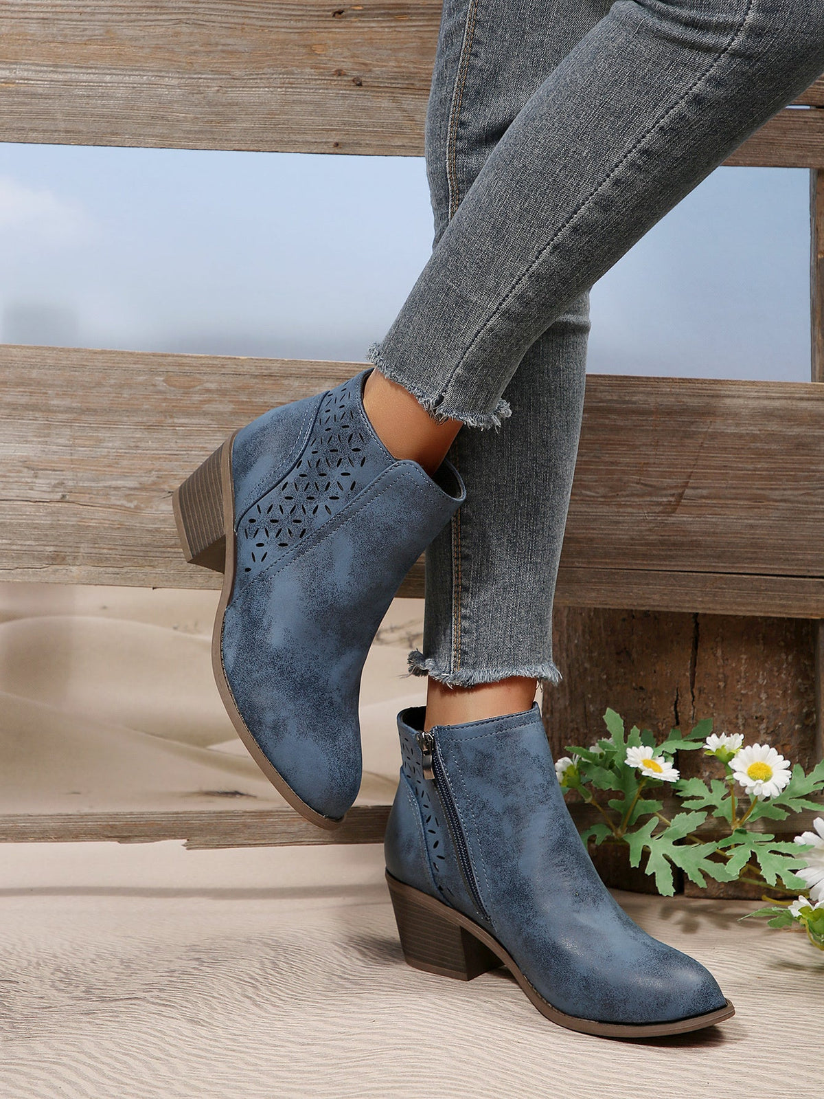 Women's Wide Fit Laser-Cut Block Heel Boots – image 27