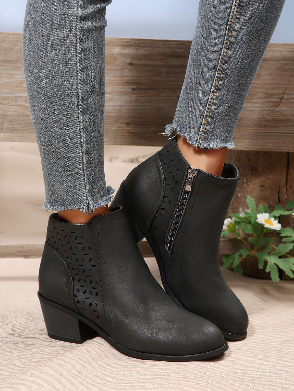 Women's Wide Fit Laser-Cut Block Heel Boots – image 12