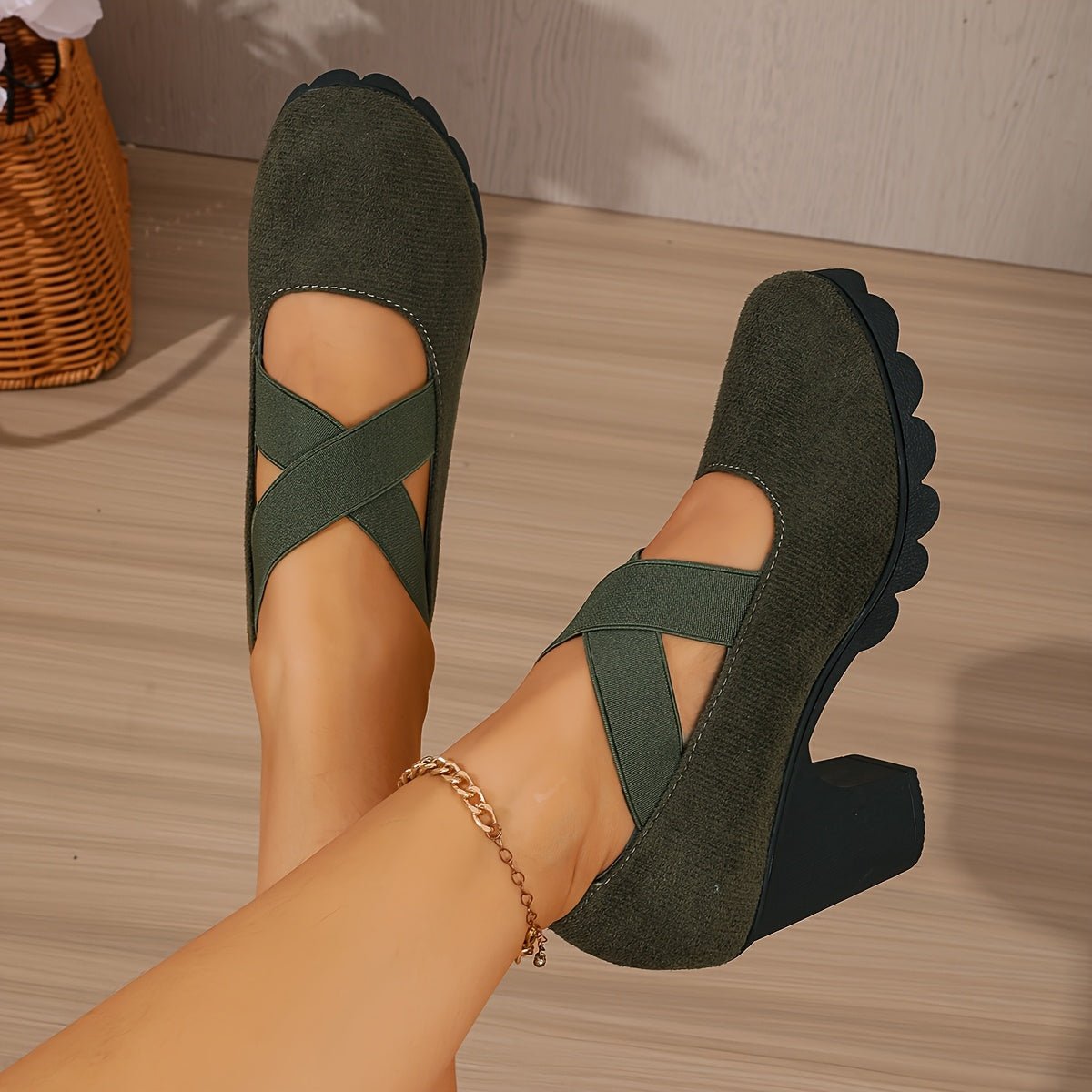 Women's Wide Fit Platform Block Heel Shoes – image 13